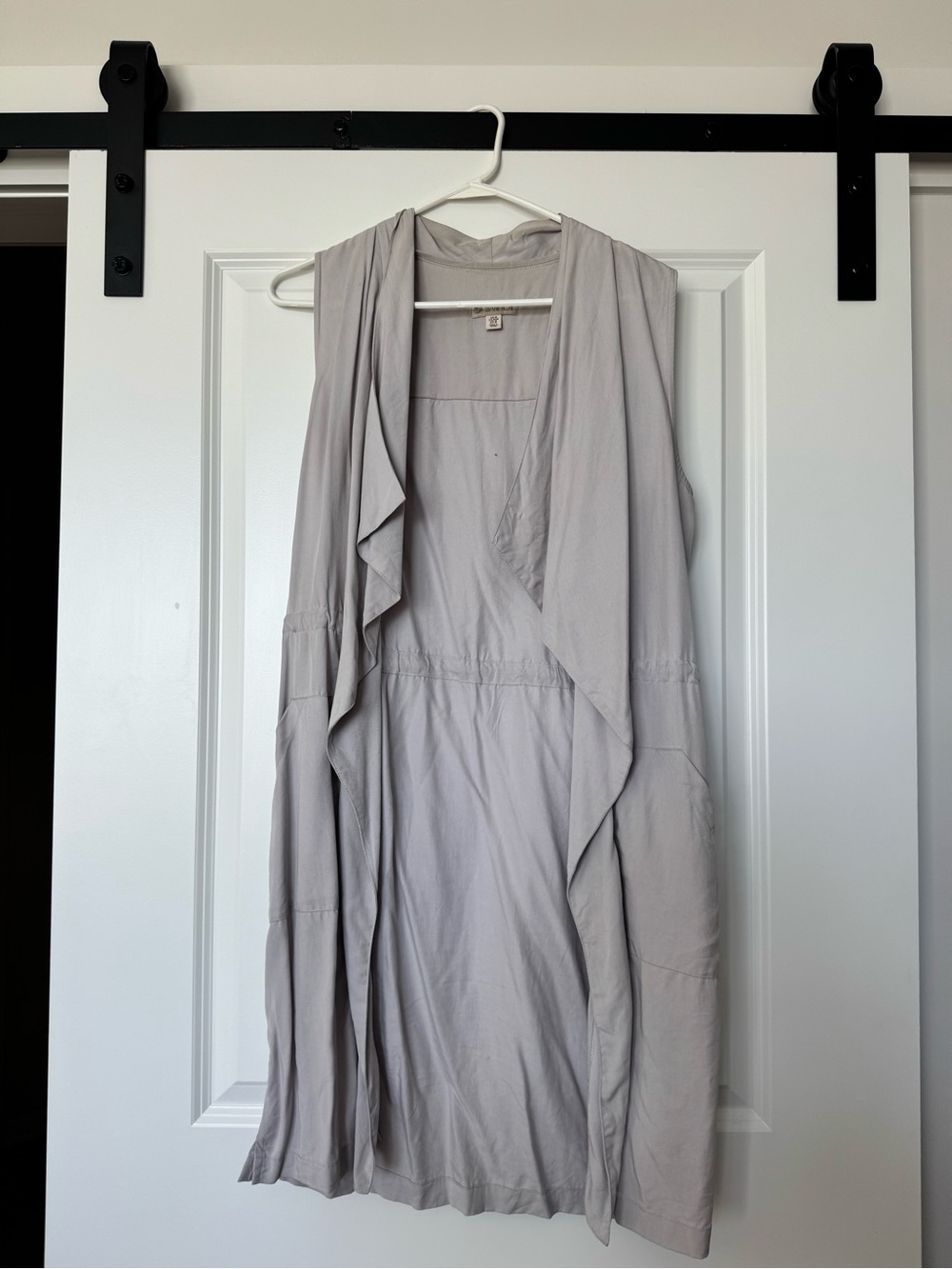 Eliane Rose Light Gray Sleeveless Drape Cardigan